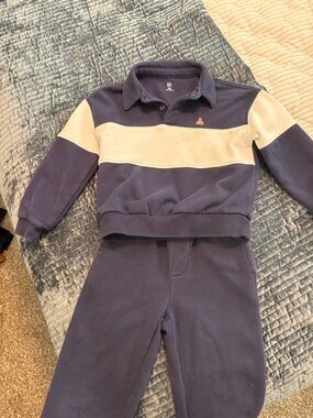 GAP Navy and Cream Kids Matching Set